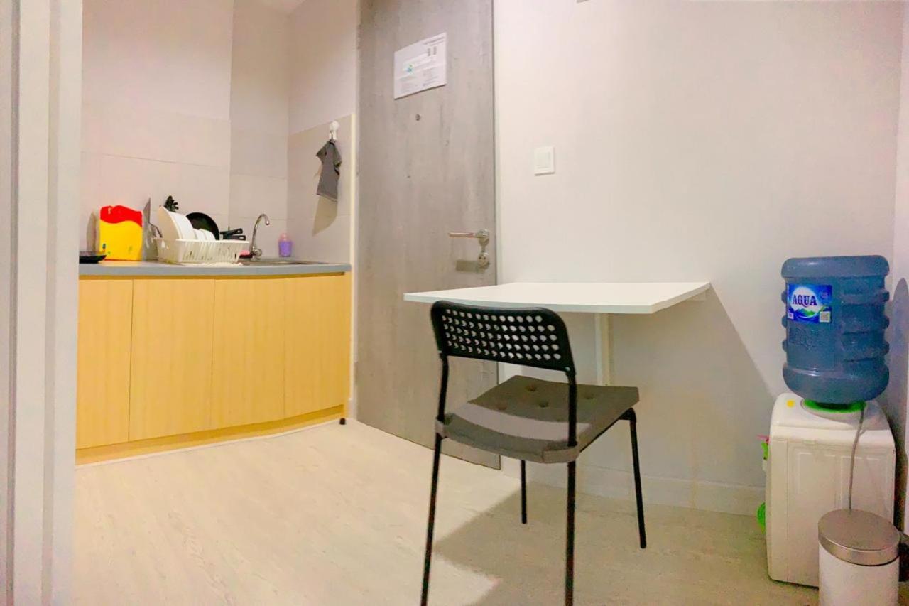 Apartemen Osaka Riverview Pik 2 By Benchmark Tangerang Eksteriør billede